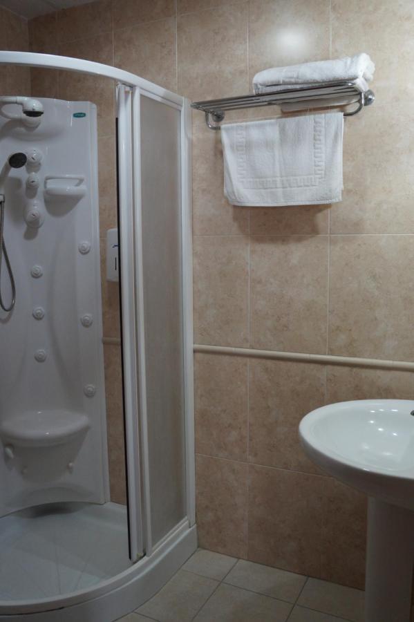 Hostal La Conilena Conil De La Frontera Luaran gambar