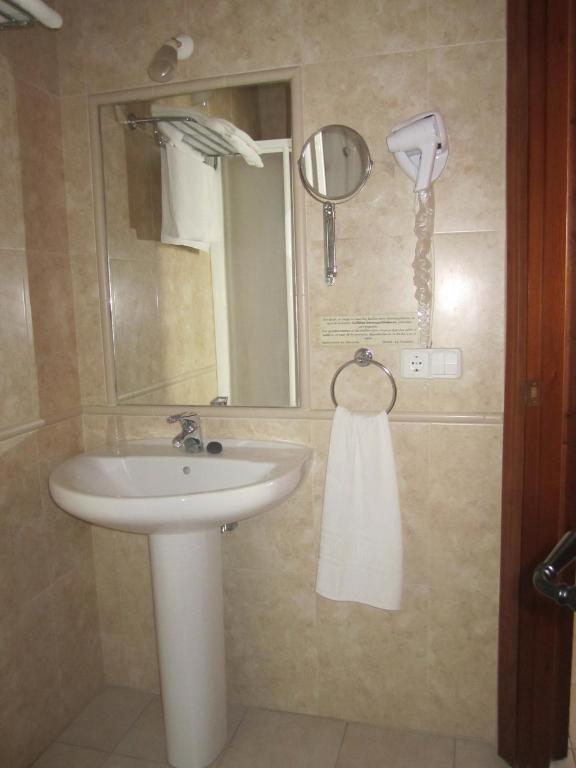 Hostal La Conilena Conil De La Frontera Bilik gambar